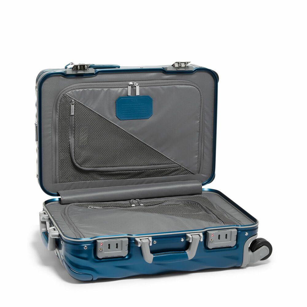 International Pequena