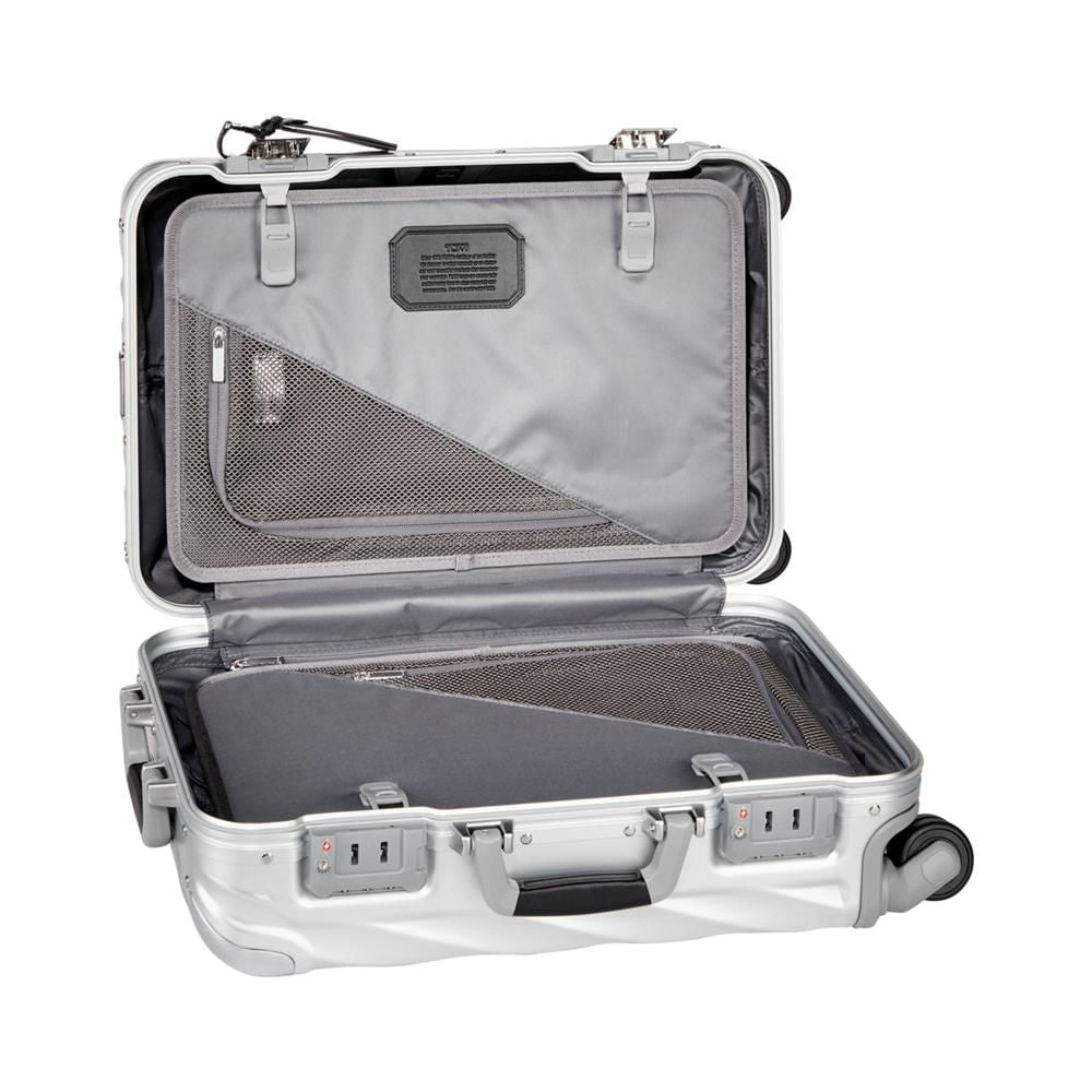 Mala Pequena International