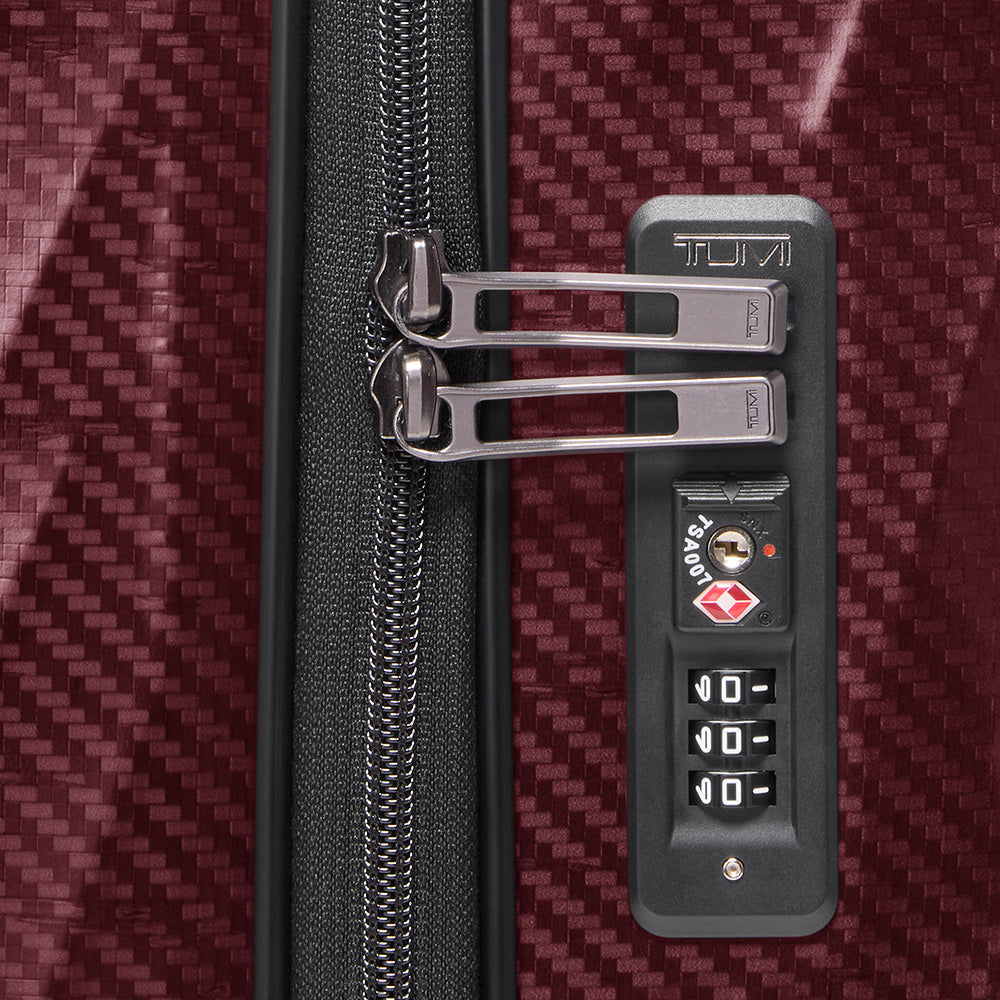 Mala Pequena International 19 Degree Lite Vinho